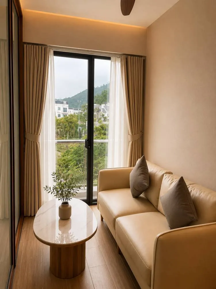 Phòng Double, góc sofa bên cửa sổ